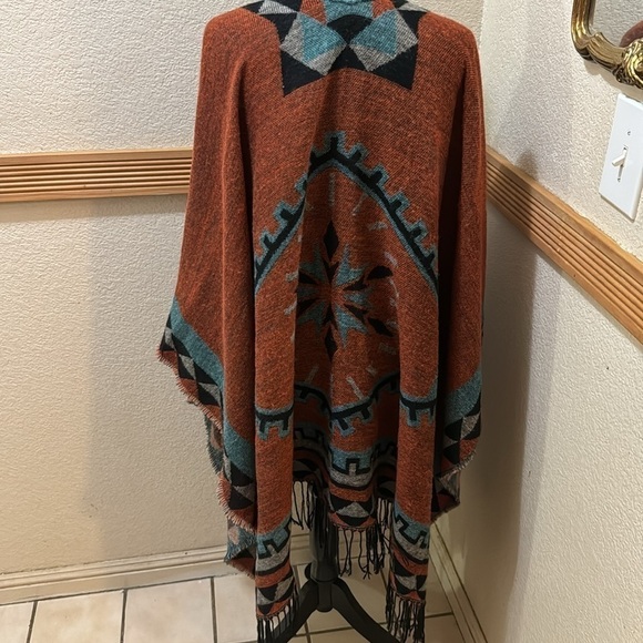 Kollie Moore Women’s Printed Tassel Open front Poncho Cape Cardigan Wrap Shawl - Picture 7 of 10